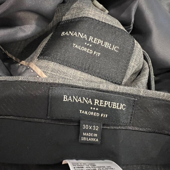 Banana Republic Suit Mens 38R Jacket 30x32 Pants Gray Brown Check Tailored Fit - Picture 12 of 14